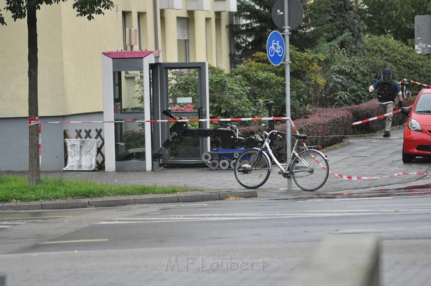 Kofferbombe entschaerft Koeln Graeffstr Subbelratherstr P079.JPG